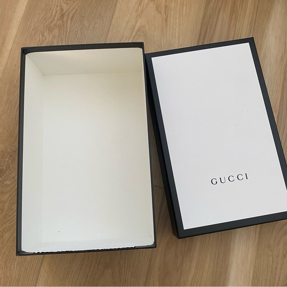GUCCI SHOE BOX - Picture 2 of 5